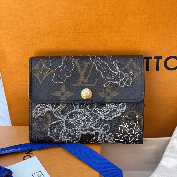 ✅Authentic ✅Louis Vuitton Coin Purse Wallet - Picture 2 of 16